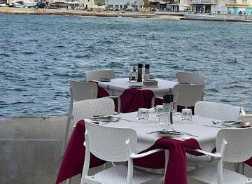 malta/marsalforn/restaurant/l-aragosta-restaurant