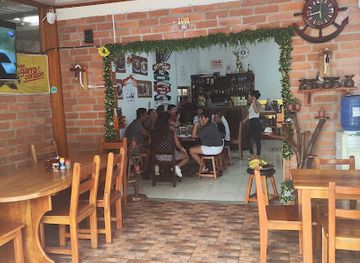 ecuador/galapagos-islands/restaurant/la-sazon-de-las-kinos