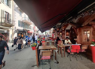 france/chamonix-mont-blanc/restaurant/la-caleche