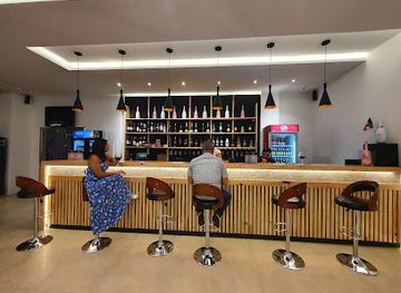 equatorial-guinea/malabo/restaurant/davinci-resto-bar