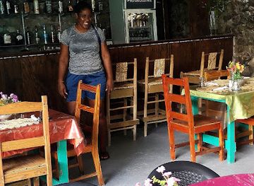 saint-lucia/pitons/restaurant/stone-yard-restaurant-and-bar