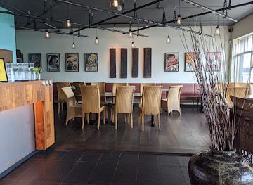 iceland/kopavogur/restaurant/hraolestin