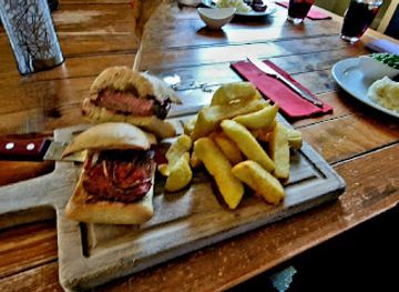 united-kingdom/cheshire/restaurant/the-cheshire-yeoman