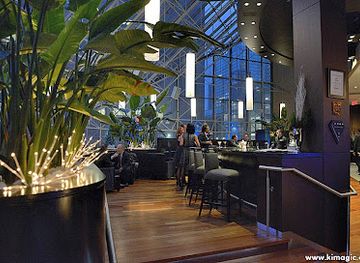 canada/toronto/restaurant/azure-restaurant-bar