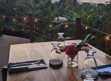 nicaragua/ometepe/restaurant/zapote-ometepe