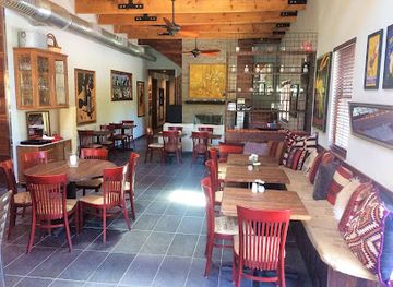 tennessee/gatlinburg/restaurant/red-oak-bistro