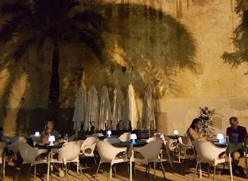 spain/valencia/el-carmen/restaurant/la-pitusa