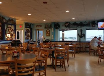 mississippi/biloxi/restaurant/mcelroy-s-harbor-house