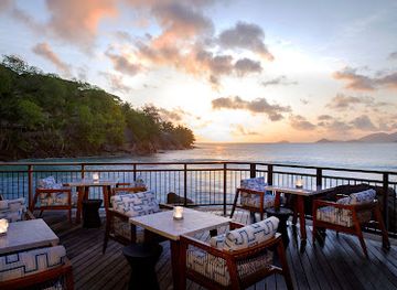 seychelles/baie-lazare/restaurant/azido