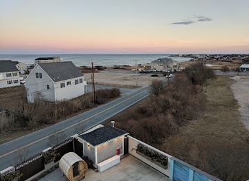 rhode-island/narragansett-beach/restaurant/chair-5