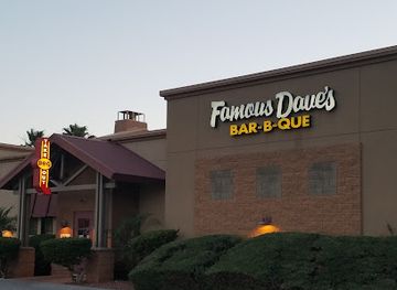 arizona/yuma-county/restaurant/famous-dave-s-bar-b-que