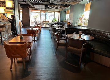 albania/tirana/restaurant/lift-steak-rooftop-bar