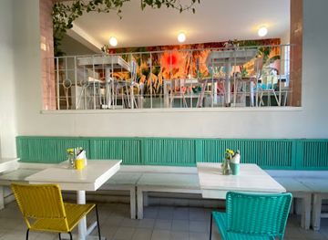 mexico/guadalajara/restaurant/piggy-back