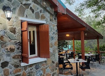 cyprus/kykkos-monastery/restaurant/pinea