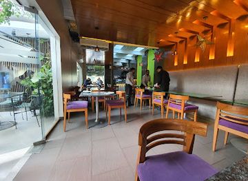 pakistan/karachi/clifton/restaurant/xander-s-clifton