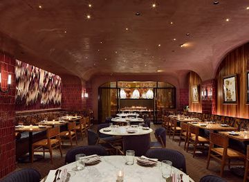 missouri/st-louis/restaurant/idol-wolf-at-21c-st-louis