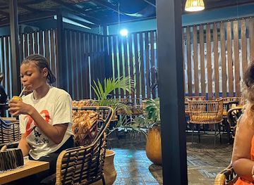 ghana/fante/restaurant/ayewamu-byjane