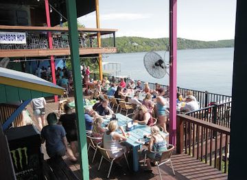 missouri/ha-ha-tonka-state-park/restaurant/paradise-tropical-restaurant-bar
