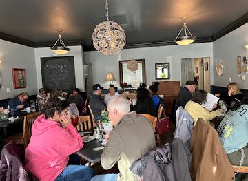 illinois/joliet/restaurant/magpie-s-joy-of-eating