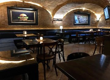 ukraine/uzhhorod/restaurant/betyar-grill