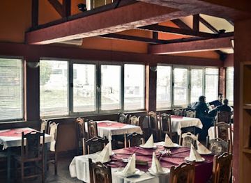 serbia/rasina/restaurant/biblioteka-kod-milutina