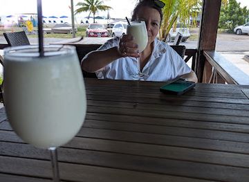 saint-kitts-and-nevis/cotton-ground/restaurant/zanzi-bar-and-restarant