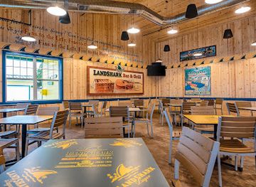 missouri/osage-plains/restaurant/landshark-bar-grill