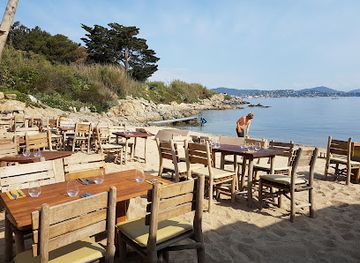 france/saint-tropez/restaurant/restaurant-les-graniers