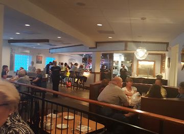 delaware/dover/restaurant/cool-springs-fish-bar-restaurant