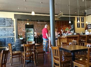 ohio/maumee-bay-state-park/restaurant/zingo-s-mediterranean