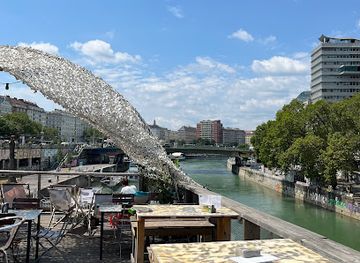austria/vienna/restaurant/speisen-ohne-grenzen-am-badeschiff
