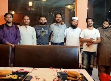 pakistan/multan/restaurant/cheese-roof-restaurant-store