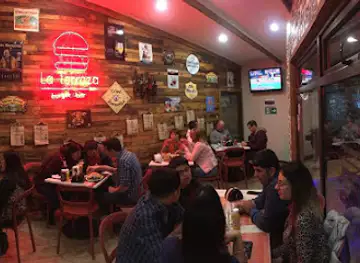Terraza Rock & Burger