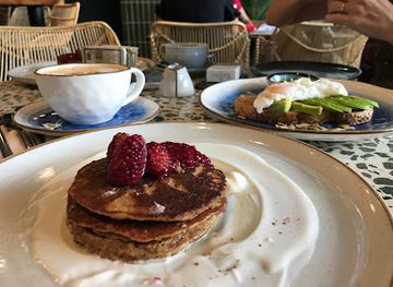 colombia/macarena-range/restaurant/agave-azul