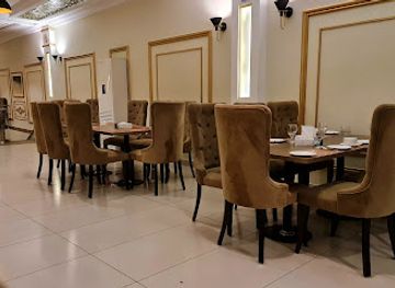 pakistan/cholistan-desert/restaurant/la-serre-restaurant-model-town-bahawalpur