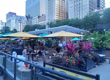 illinois/chicago/millennium-park/restaurant/millennium-hall