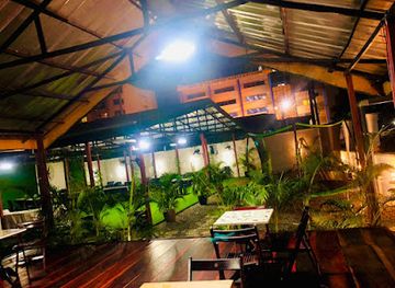 cameroon/douala/restaurant/restaurant-bar-fourchettes-et-bouchons