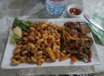 cameroon/yaounde/ngoa-ekelle/restaurant/a-la-table-du-roi-efoulan-yaounde