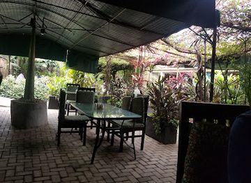 uganda/kampala/restaurant/jikoni-restaurant