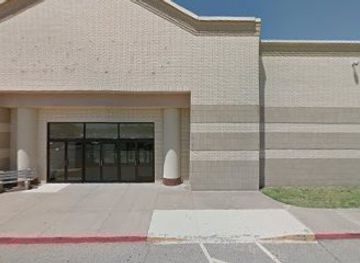 kansas/salina/restaurant/bernie859-a-corneal