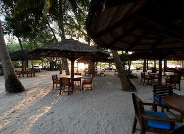 maldives/lhaviyani-atoll/restaurant/rehendhi-restaurant