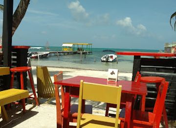 belize/caye-caulker/restaurant/la-cubana