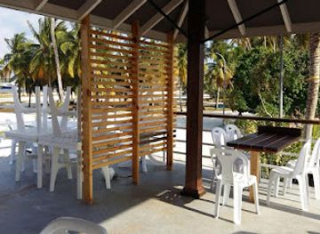 maldives/dhigurah/restaurant/beach-fresh