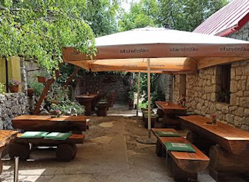 croatia/gorski-kotar/restaurant/planinarski-dom-vagabundina-koliba