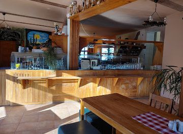 hungary/western-transdanubia/restaurant/vendeglo