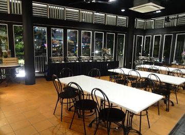 singapore/sentosa/restaurant/good-old-days-food-court