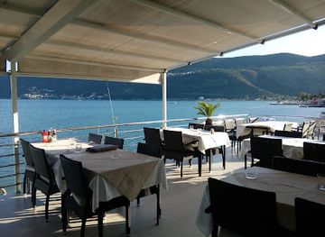 montenegro/herceg-novi/restaurant/seki-nautilus