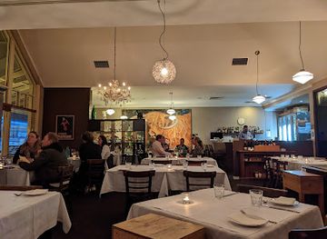 australia/central-highlands/restaurant/onesta-cucina