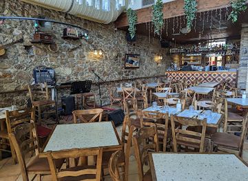 greece/athens/monastiraki/restaurant/dia-tauta-restaurant