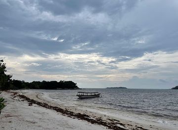 indonesia/bangka-belitung-islands/restaurant/island-restaurant